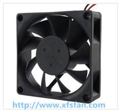 Quality 70*70*20mm 5V/12V/24V DC Black Plastic Brushless Cooling Fan DC7020 for sale