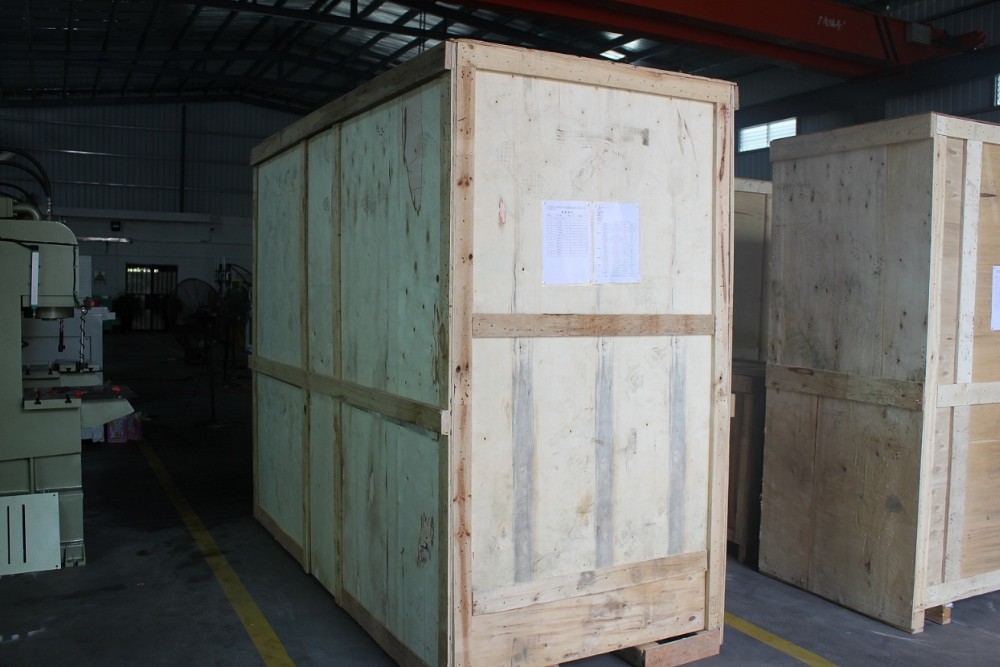 30T Plastic Vertical Injection Moulding Machine 6.7kW With 13 KN Ejector Force Low Maintenance