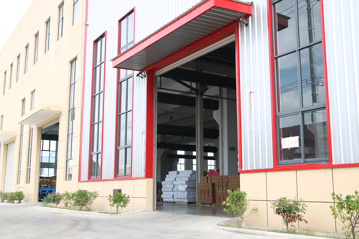 Customized Large Size Roast Chicken Aluminium Foil Trays Process Type Pulp Moulding