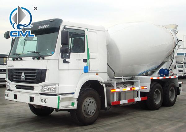 HOWO Sinotruk Concrete Mixer Trucks 8cbm 6x4 371 hp 20-60 ton With Italy Motor And Pump