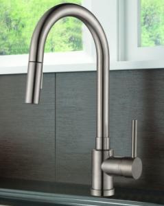 Quality Desk Mounted Contemporary Kitchen Sink Faucets With Pull Down Sprayer for sale