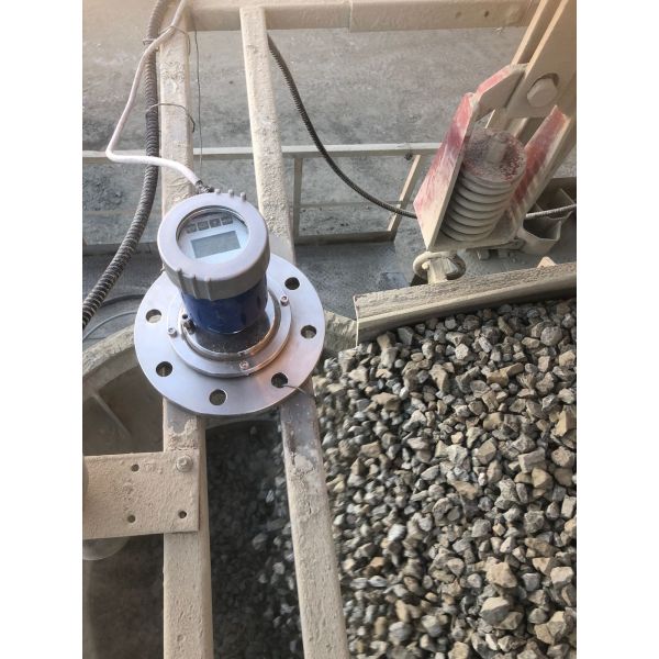 KLD801 Radar Level Gauge For Non-corrosive Liquids Is Used For Level Monitoring Of Non-corrosive Liquids