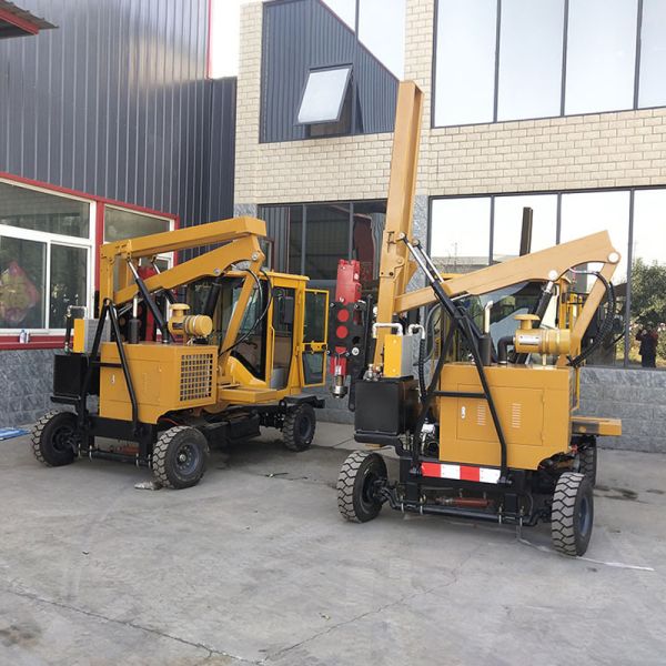 Hydraulic Hammer Pile Driver Machine For Highway Guardrail Installation