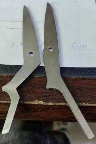 380V Rotary Wheel Deburring Machine Adjustable Speed Weld Scar Removal and Deburring