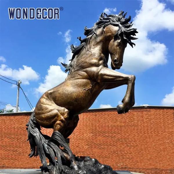 Customized large outdoor square bronze retro art horse statue
