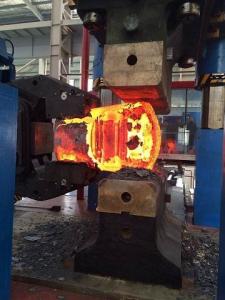 China 4500 Ton Oil Hydraulic Open Die Forging Press Machine Four Columns Frame on sale