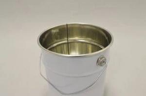 China Round 16L Open Head Pail With Unlined Interior And White Metal Handle on sale