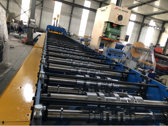Metal Floor Decking Forming Machine For Type A Roof Decking System