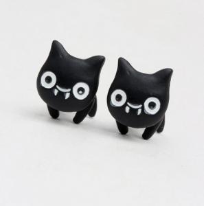 Quality Korean version of the retro black Stereo Neckband sided cute little female cat earrings for sale