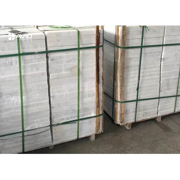 Customized White Marble Bathroom Floor Tile Stable Chemical Composition