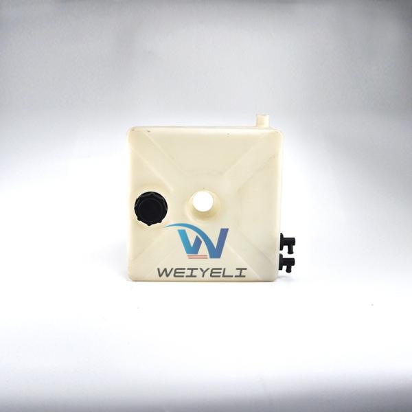 28359008 Coolant Expansion Tank for 3CX 4CX 5CX Backhoe Loader Bulldozer Radiator Overflow Tank