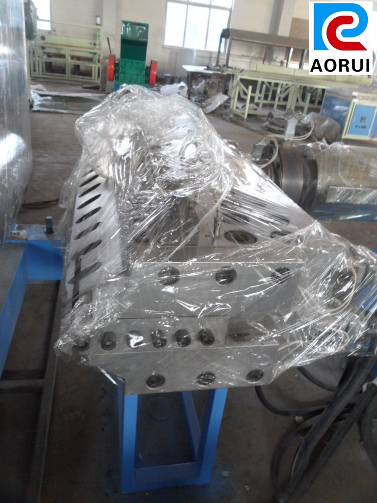 PVC Skinning Board Making Machine Production Line , PVC Foam Board Extrusion Line