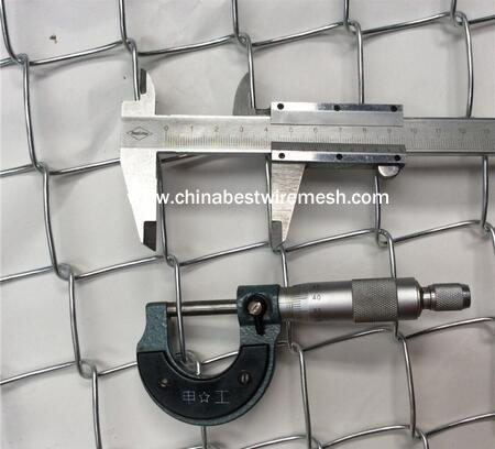 ASTM A392 standard, galvanized chain link fence with 2.4x15.2m roll size