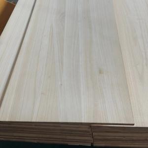 China 480-510kg/m3 Pine Lumber 18mm Finger Jointed Radiata Pine Solid Planks for Furniture on sale