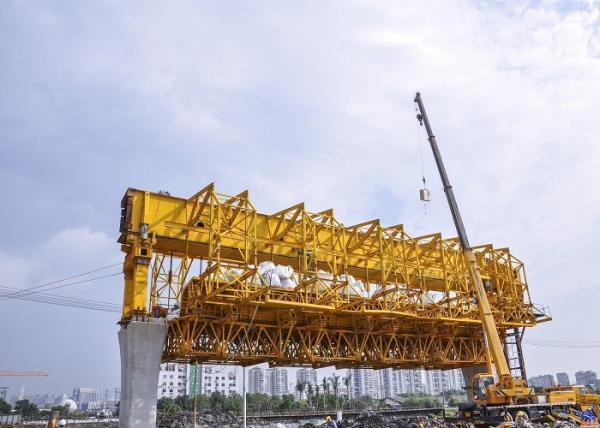 Buy Customized Underslung Scaffolding System Simple Structure Easy Maintenance at wholesale prices