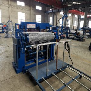 Quality Full Automatic Seven Feet 415v Wire Mesh Welding Machine for sale