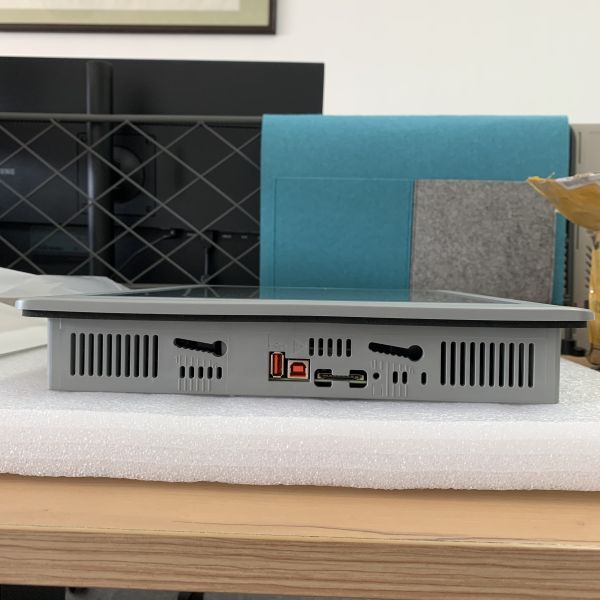 AB 2711P-T15C21D8S OPERATOR INTERFACE PANELVIEW PLUS 7 GRAPHIC TERMINAL