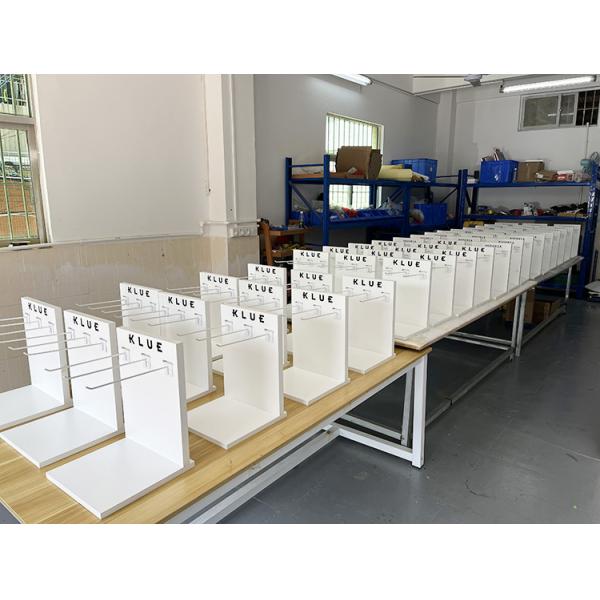 Retail Sock Hanging Custom Tabletop Sock Display Racks 3 Pegs For Shop