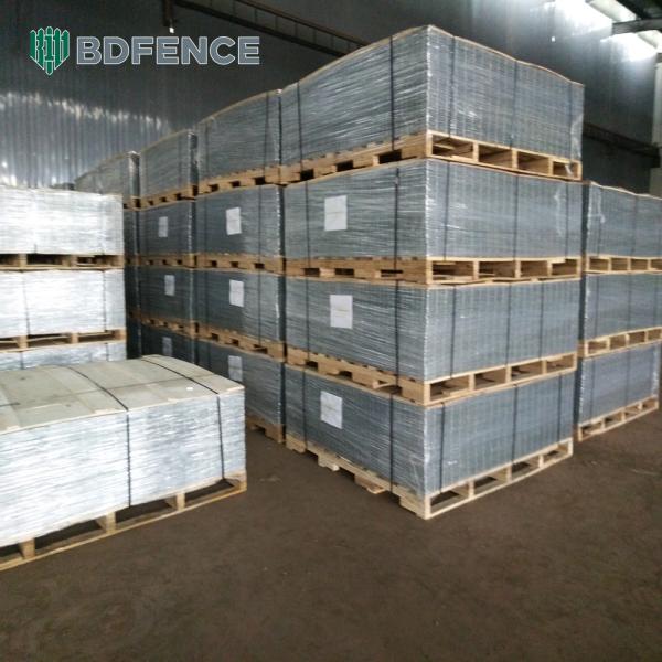 Customizable High Security Fence Panels Architectural Small Hole Wire Mesh Fence Anti Climb 358 Welded Mesh Fence Or Security