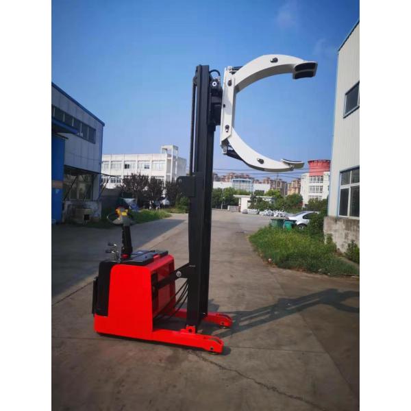 Stacker used to bring paper roll reel to shaft bring material to bottle machine