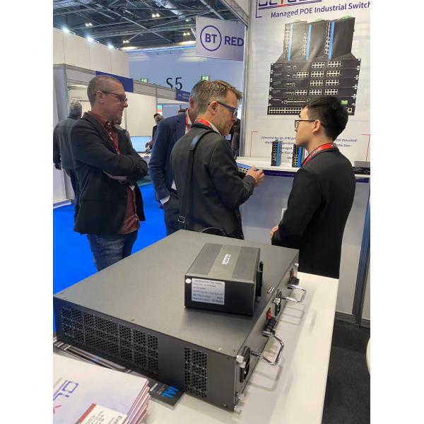 Industrial 5-Port Ethernet Switch E-Mark Certified Unmanaged 12V/24V Input Fanless