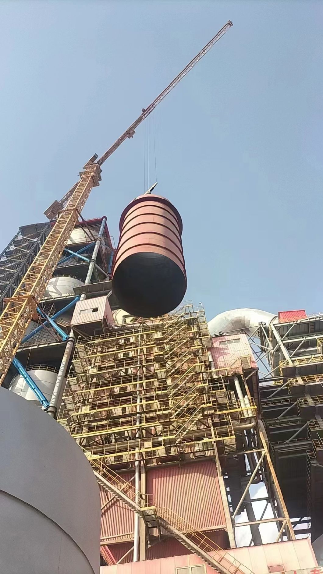 Good Equipment 19 Years Zoomlion 46 Meters Tower Crane, Need Please Contact