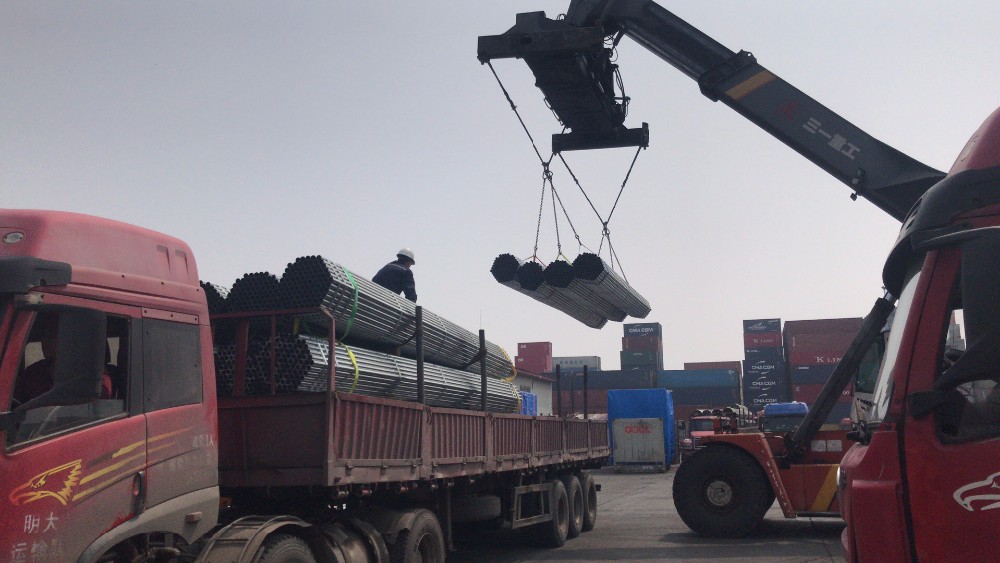 Hot Dip Gi Seamless Galvanized Round Steel Pipe ASTM A106 Sch 40 ERW GI Iron Tube