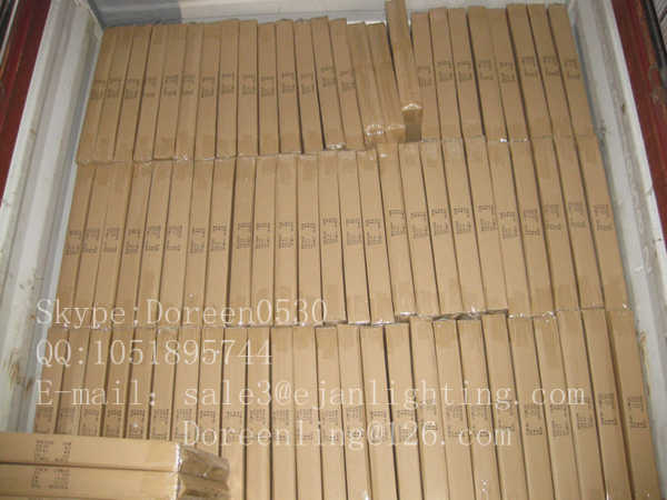 Square Wall Mounted Fog Free Shower Magnifying Mirror With Light Mirror Size 500x700mm