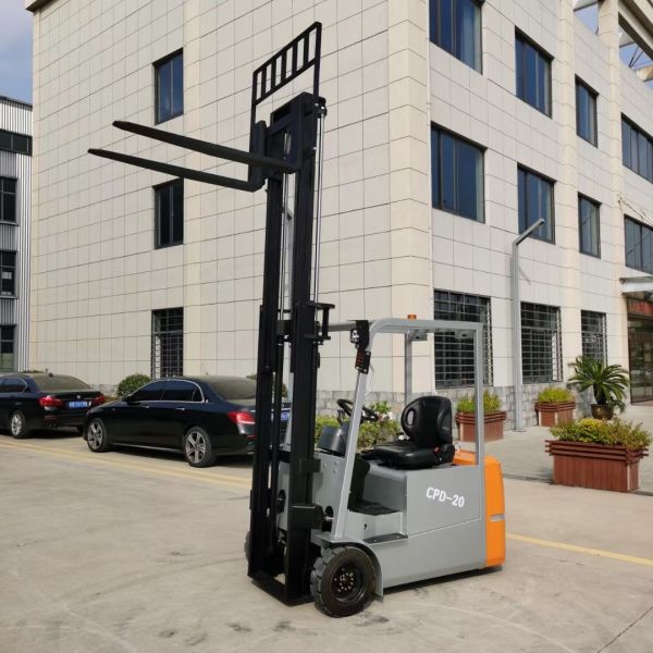 Counterbalanced 3-wheel front drive electric forklift truck with CE certificate for narrow aisles