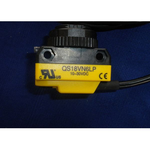 Yin auto Cutting Machine Parts Fabric limit sensor 1043H QS18VN6LP10-30 VDC