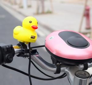 China ABS Yellow Lucky Duck Motorcycle USB Charger ROHS Approval on sale