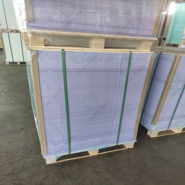 China Factory Customized Offset Printing Paper White Woodfree Wood Pulp Offset Paper