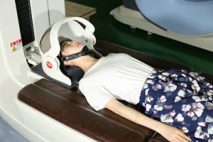 Quality High Security Decompression Traction System Spinal Decompression Machine for sale