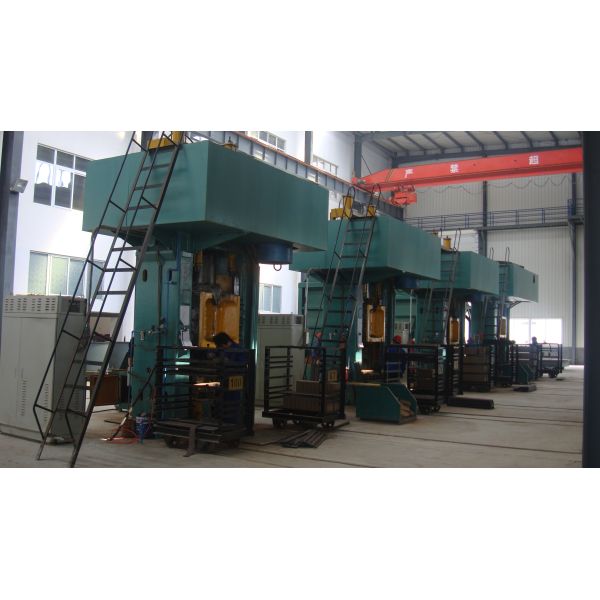 Industrial Furnaces High Alumina Fire Brick Al2O3 Refractory High Pressure Forming