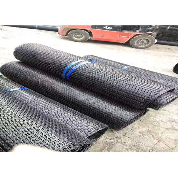 Prevent Soil Erosion black 25KN/m Geogrid For Slope Stabilization