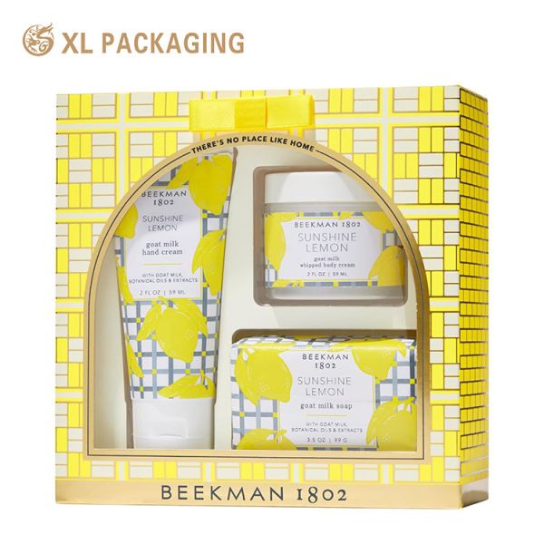 Custom Luxury Gift Box Packaging With Window Custom Printed For Cosmetic Skincare Sets Luxury Custom Cosmetic Box