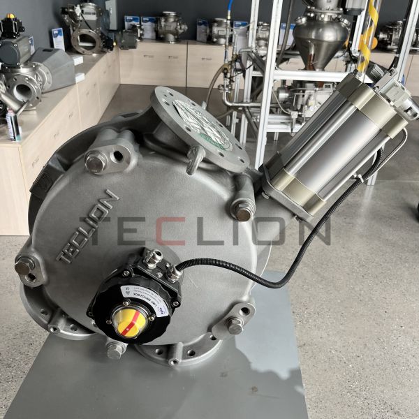 Dual Channel Directional Valve For Dense Phase Conveying Pipelines