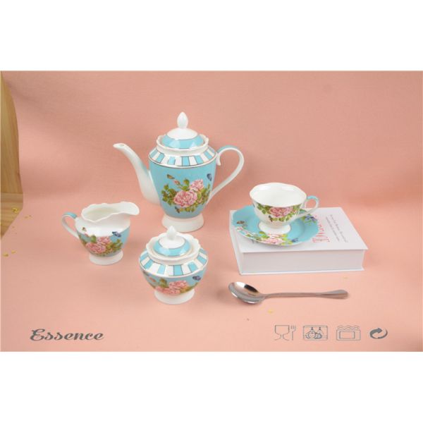 Custom Printing New Bone China Dinnerware Sets Waving Rim For Wedding Banquet