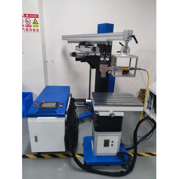 Customized 1064nm Fiber Laser Source For Mold Repair Die Modification