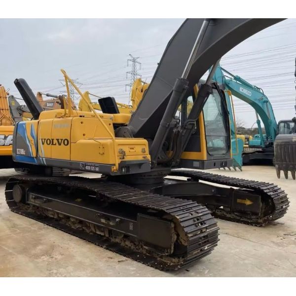2017 Year Good Condition Second-hand excavator Vollvo EC210B with 0.9-0.92m³ Bucket capacity